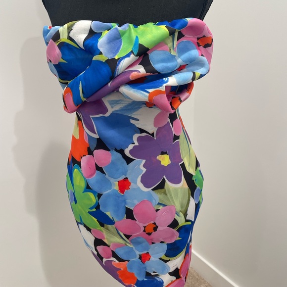 Floral Ruffle Dress NWT - Picture 2 of 5